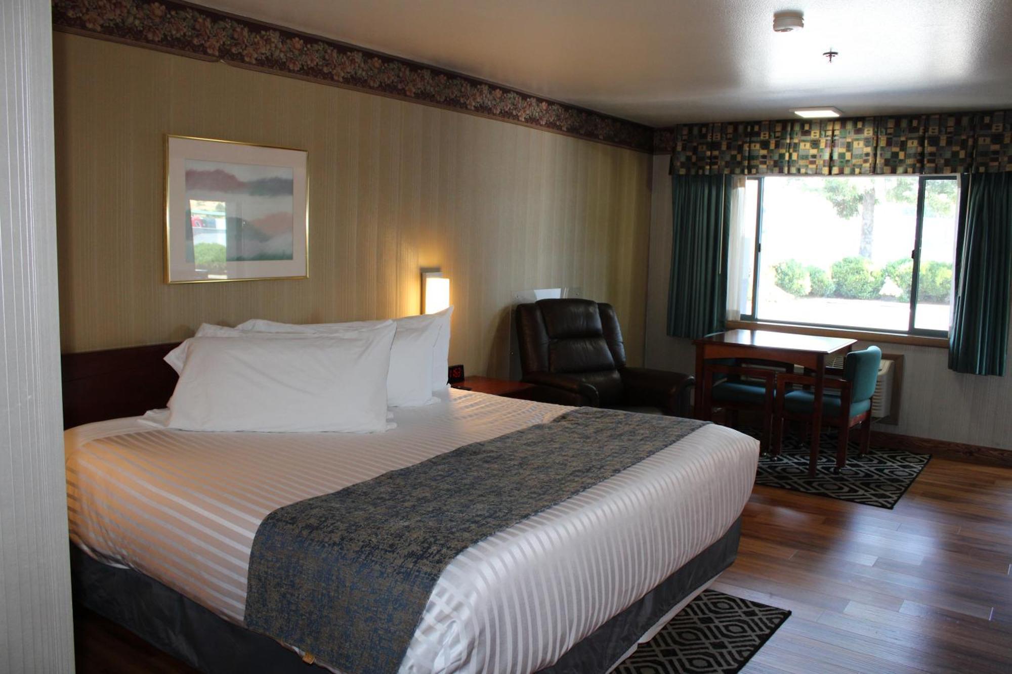 Americas Best Value Inn - Phoenix / Ashland Buitenkant foto